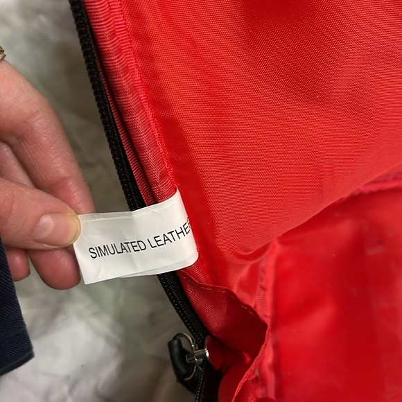 Hello Kitty bowler bag - Picture 13 of 16